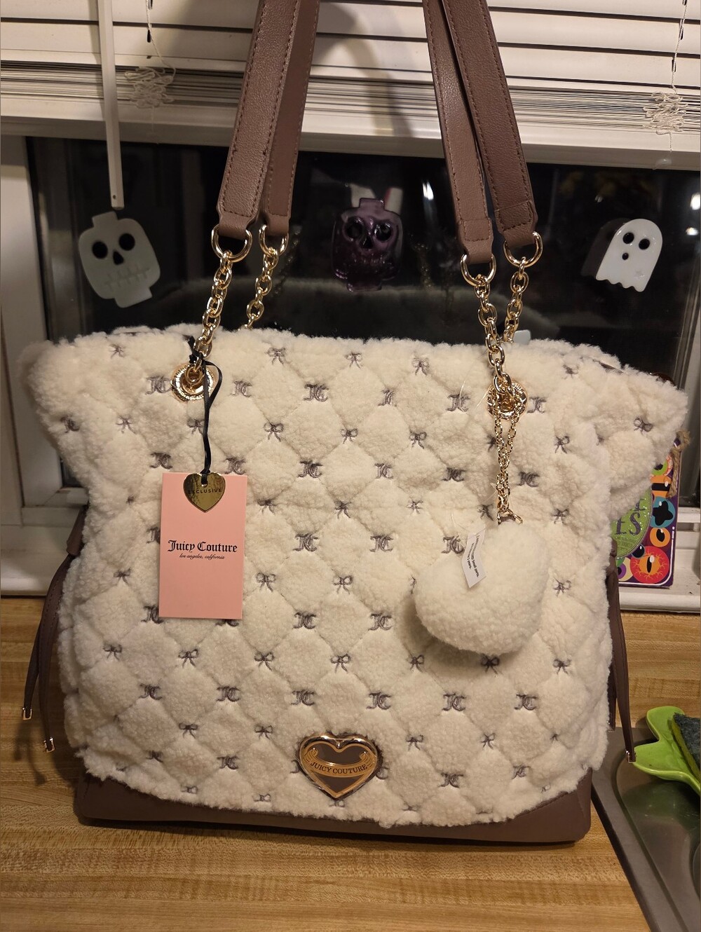 Juicy Couture NWT Large Shoulder Bag W/Sherpa, Adjustable Sizing & Bag Charm